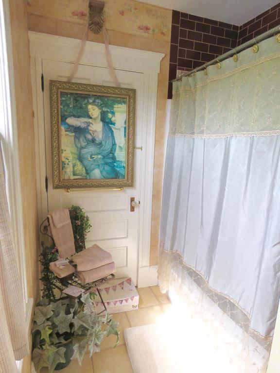 The Sleigh Maker Inn Bed And Breakfast ウェストボロー エクステリア 写真
